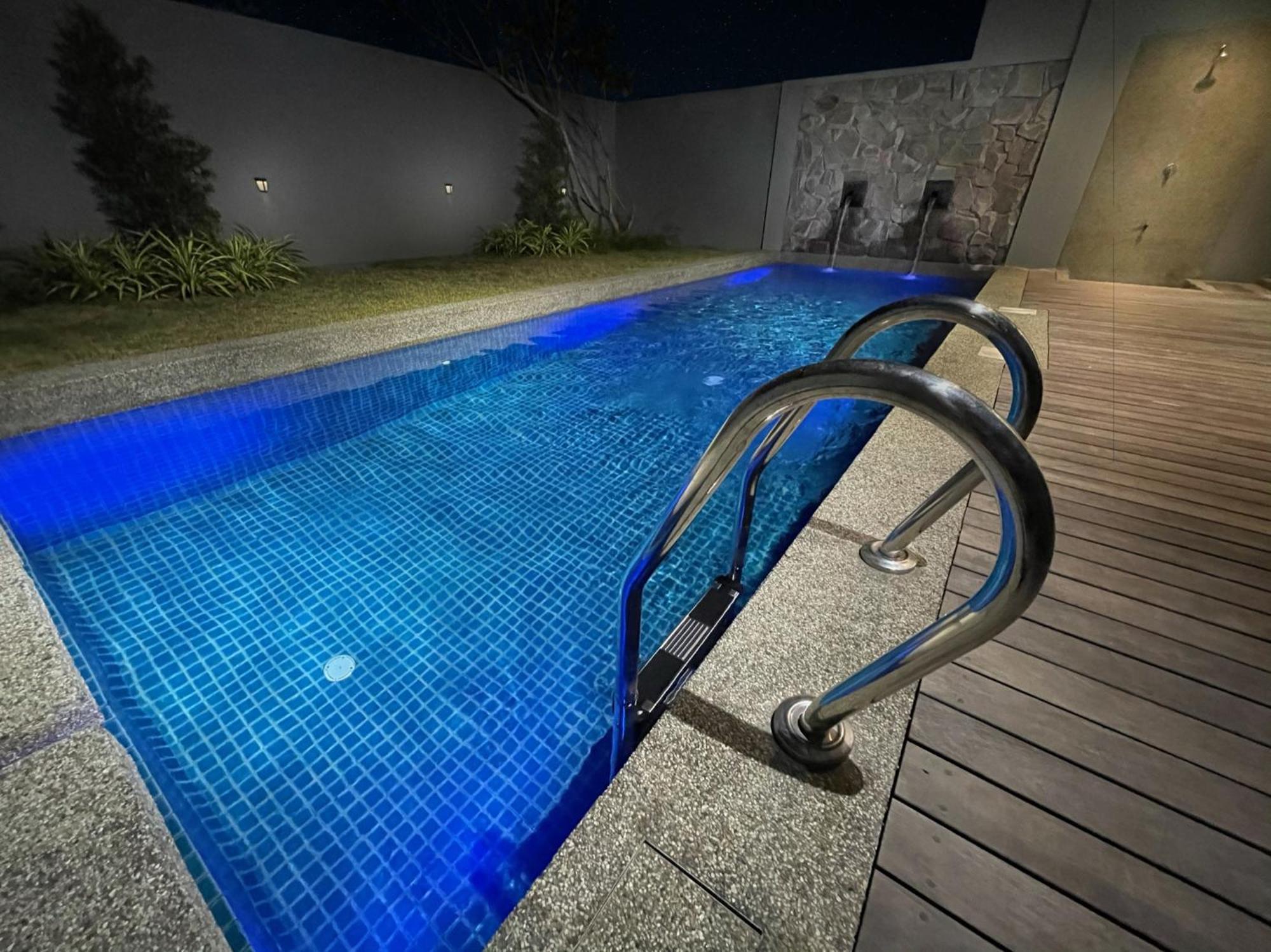 La Villa Langkawi - Private Pool Pantai Cenang  Kamer foto